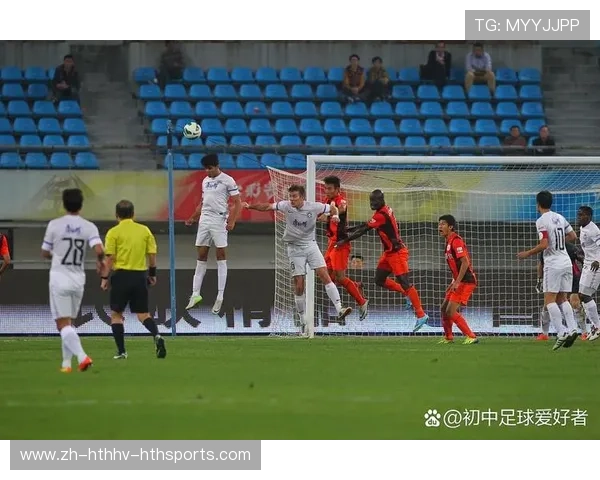 足球比赛中的防守反击与战术调整